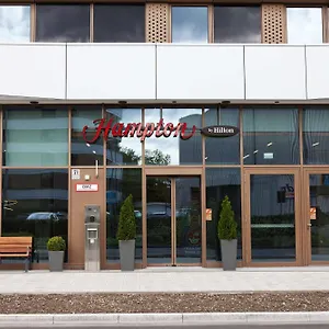3* Hotel Hampton By Hilton Center East