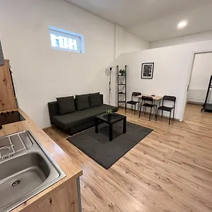 https://central-40qm-wi-fi-free-parking-calm-back-house-10a.dortmundhotels.net