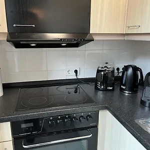 https://studio-am-waldschlosschen-mit-kuche-und-netflix.dresdenhotels.net