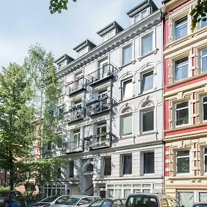 https://ferienwohnung-in-der-lindenallee.hamburg-hotels-de.com